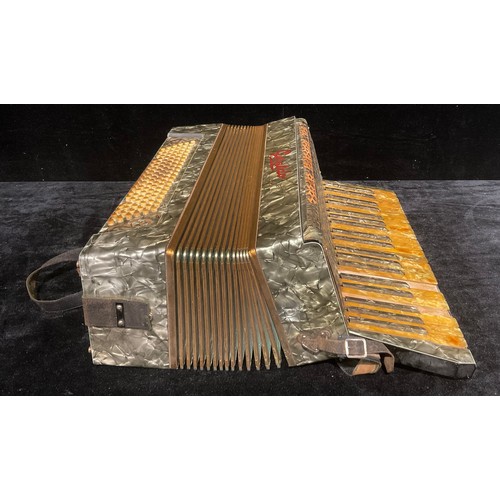 324 - Musical Instruments - a Geraldo piano accordian, mid 20th century