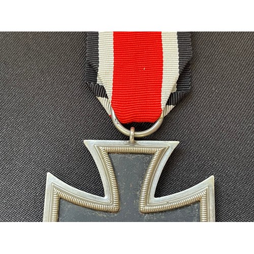 2031 - WW2 Third Reich Eisernes Kreuz 2. Klasse. Iron Cross 2nd class 1939. Complete with original ribbon. ... 