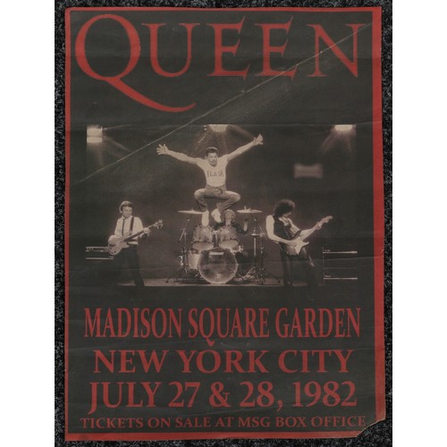 6329 - Poster, Music, Rock Music - a Queen rectangular shaped poster, 'QUEEN, MADISON SQUARE GARDEN, NEW YO... 