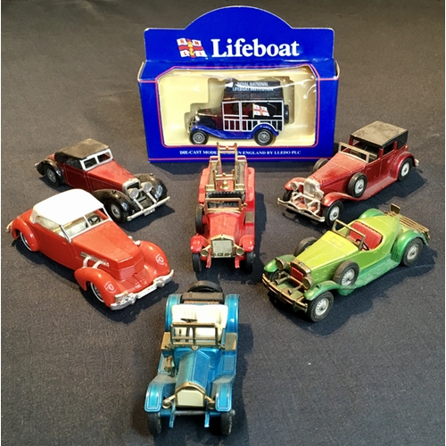 5 - Diecast Models - Matchbox Models of Yesteryear including No YY-18 1937 Cord Model 812 Supercharged C... 