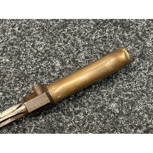 2066 - WW1 French Lebel Bayonet with cruxiform blade 516mm in length. Brass hilt. Working release catch. Ov... 