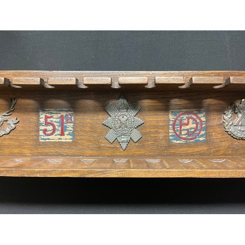 2096 - WW2 British Trench Art 51st Highland Division wooden pipe rack with painted divisional insignia and ... 