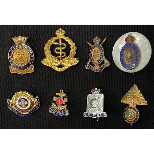 2133 - WW2 British Sweethearts and Enamel Badge Collection. Some later post war badges included.