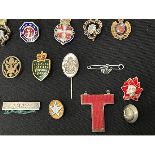 2133 - WW2 British Sweethearts and Enamel Badge Collection. Some later post war badges included.