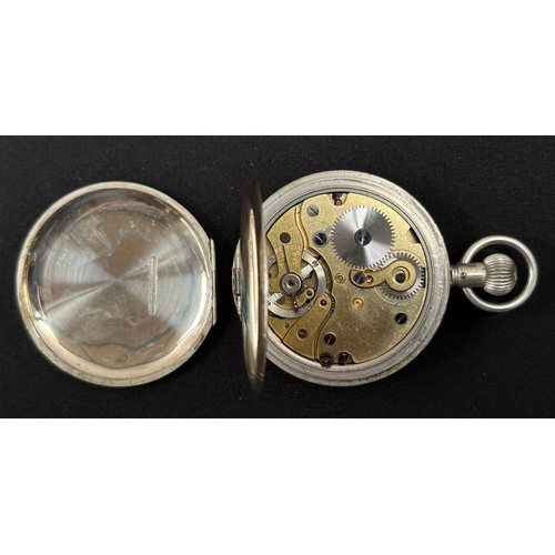 2140 - WW2 British Royal Navy Pattern 3169 stopwatch marked with Broad Arrow and 8112 to reverse of case. N... 