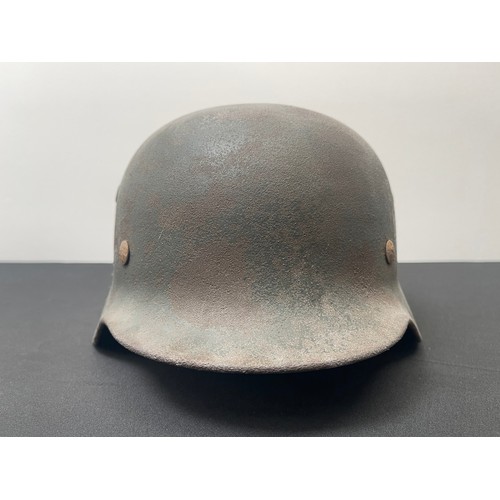 2151 - WW2 Third Reich Heer M40 single decal helmet. Shell only but complete with original liner band. Shel... 