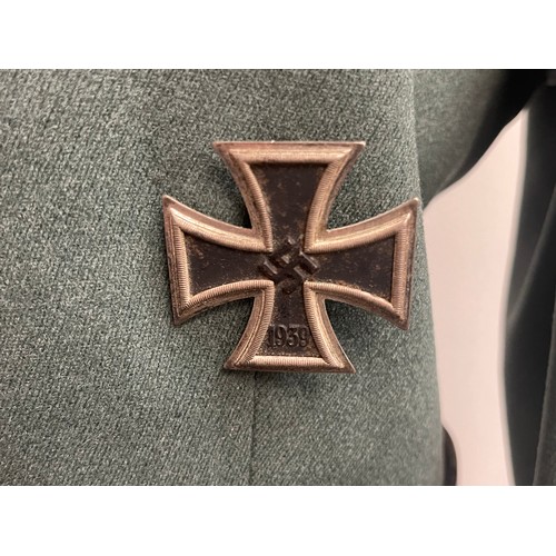 2154 - WW2 Third Reich Heer Infanterie Regt 9 Feldwebels NCO's Waffenrock Parade Tunic complete with Parade... 