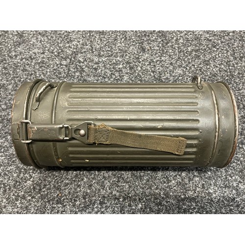 2213 - WW2 Third Reich Gas Mask Tin with all original feld grau paint, complete with respirator. Respirator... 