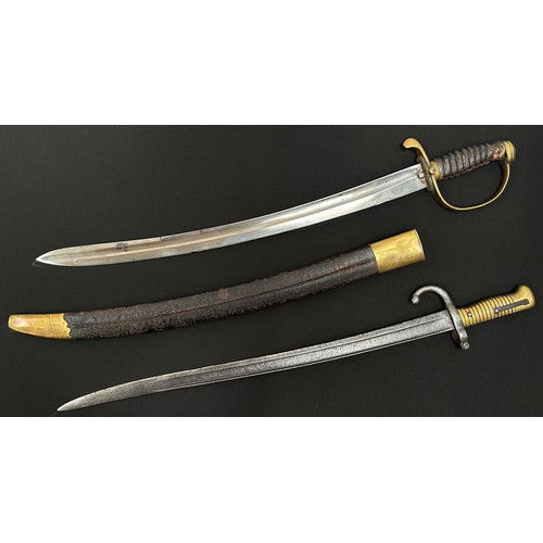 2251 - Victorian Police Hanger Sword with curved fullered blade 580mm in length. No makers markings. Press ... 