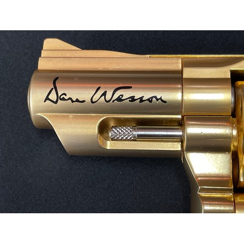 2262 - Dan Wesson 2.5” .177 cal 4.5mm revolver BB air pistol. Serial number 12K05068. Gilt finish. Barrel l... 