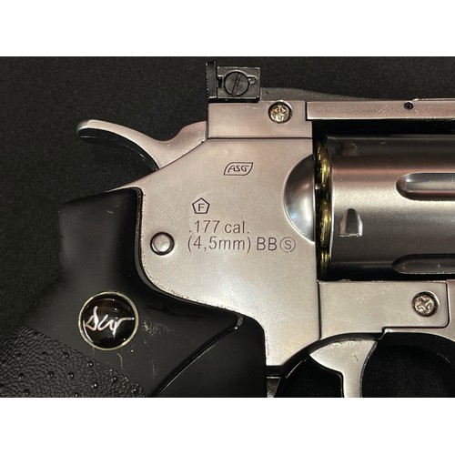 2263 - Dan Wesson .177 cal 4.5mm Revolver BB air pistol  65mm long barrel. Serial number 13C31612. 6 shot. ... 