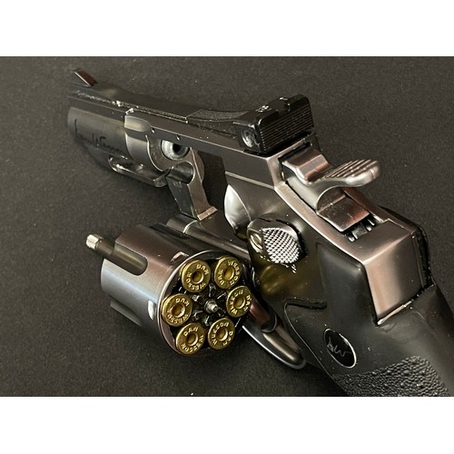 2263 - Dan Wesson .177 cal 4.5mm Revolver BB air pistol  65mm long barrel. Serial number 13C31612. 6 shot. ... 