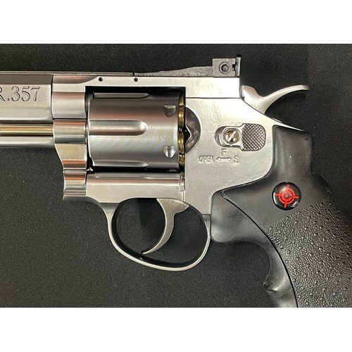 2264 - Crossman SR357 Revolver BB air pistol, .177  cal 4.5mm. Serial number 12M90833. 155mm long barrel. 6... 