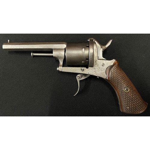 2267 - Belgian Pinfire Revolver with 87mm long barrel. 6 Shot, single action. Bore approx. 8mm. Working act... 