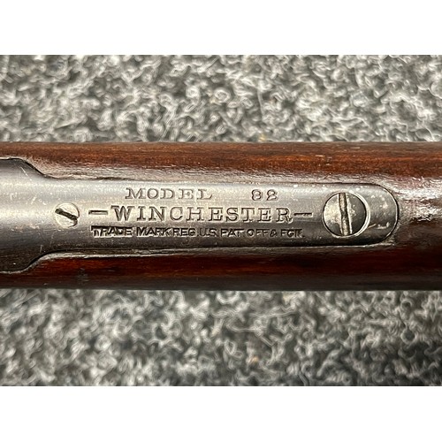 2272 - Winchester Lever Action Model 92 Rifle in 44-40cal, serial number 893171. Barrel length 505mm. Overa... 