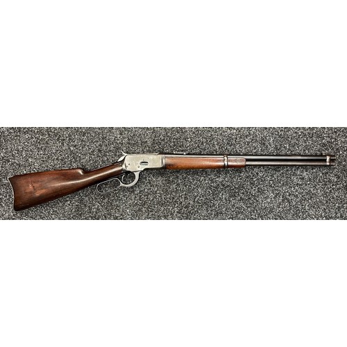 2272 - Winchester Lever Action Model 92 Rifle in 44-40cal, serial number 893171. Barrel length 505mm. Overa... 