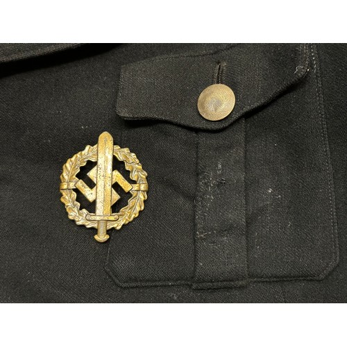 2163 - WW2 Third Reich M32 Allgemeine SS Dienstrock Service Dress Jacket. The jacket is complete with all o... 