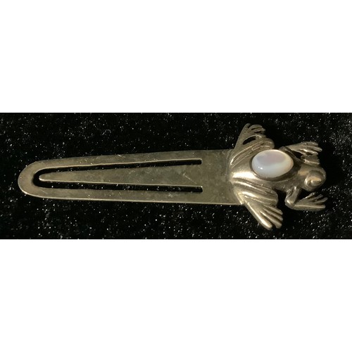 158 - A silver novelty bookmark, the finial as a frog set with a moonstone