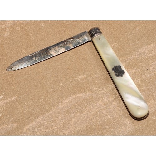 227 - A George V silver penknife, 7cm long (closed), John Round & Sons, Sheffield 1924; a Victorian silver... 