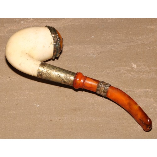 265 - A late 19th century meerschaum pipe, retailed by Ludwig Hartmann, Vienna, 17.5cm long, c.1890, cased