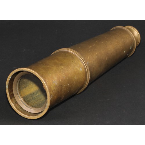 714 - A World War II style brass three-draw telescope, inscribed Broadhurst Clarkson & Co, London 1942, 28... 