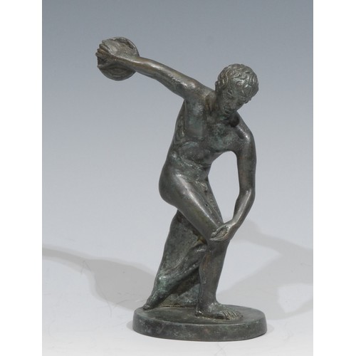 575 - Grand Tour School, a verdigris patinated bronze, Discobolus, after the antique, oval base, 13.5cm hi... 