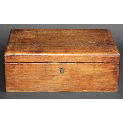 407 - A WWI pine rectangular ditty box, hinged cover, brass plaque to front inscribed 'J. HUGHES', interio... 