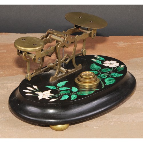 369 - A set of 19th century Derbyshire Ashford marble postal scales, the oval base inlaid in malachite and... 