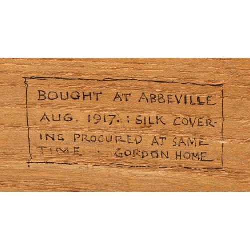 447 - An early 18th century mahogany and marquetry shaped rectangular table box, hinged cover with stuffed... 