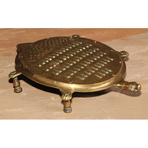 488 - An Indian brass zoomorphic grater, as a turtle, 25cm long, early 20th century