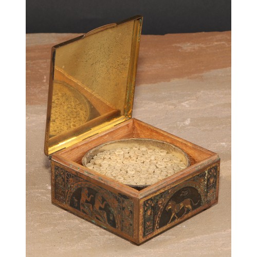 535 - Ecclesiastica - a 19th/early 20th century travelling private  meditation set, comprising a collectio... 