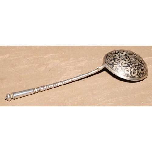 364 - A Russian silver and niello spoon, 19cm long, kokoshnik mark, early 20th century