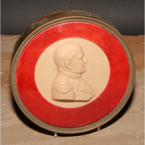 402 - A wax portrait roundel, depicting Napoleon Bonaparte, bust length, facing to sinister, 14.5cm diam o... 