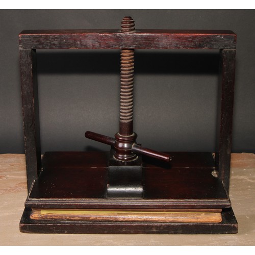 218 - A George III mahogany book press, 35.5cm wide, early 19th century