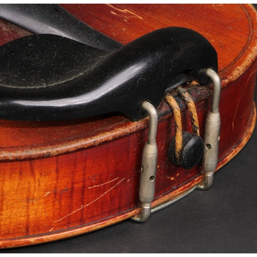 757 - A violin, by Neuner & Hornsteiner, Mittenwald in Bayern, paper label, the two-piece back 36cm long e... 