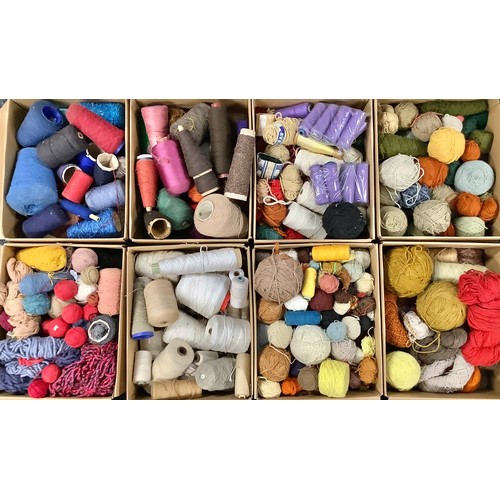 605 - Textiles and Haberdashery - a large quantity of wool, yarn, twine, etc, some hand spun, quantity in ... 