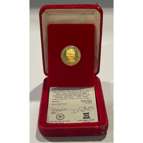 628 - A gold Queen Mother One Crown coin, Isle of Man, Pobjoy Mint 1980, certificate, boxed