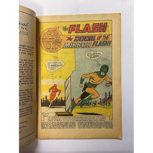 1042 - The Flash #124-126 (1961-1962). 2nd Captain Boomerang, 1st Cosmic Treadmill, 1st appearance of Henry... 