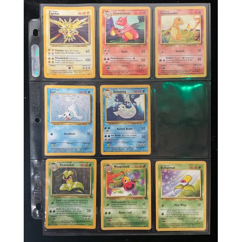 1367 - Pokémon Cards - 26 Pokémon cards including holographic Zapdos 16/102, holographic Victreebel 14/64 a... 