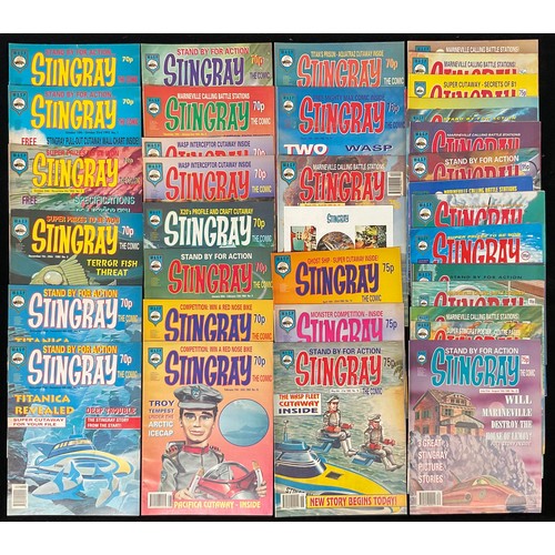 1355 - Gerry Anderson Interest - Stingray #1 - #24, volume 2. #1-8 (1992-93) Fleetway Editions Ltd, sticker... 