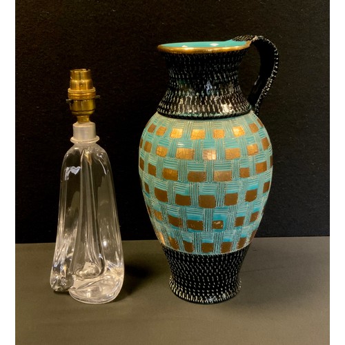 76 - An Italian Aldo Londi Bitossi jug, incised with turquoise and gilt panel lattice, marked 1248/30, 30... 