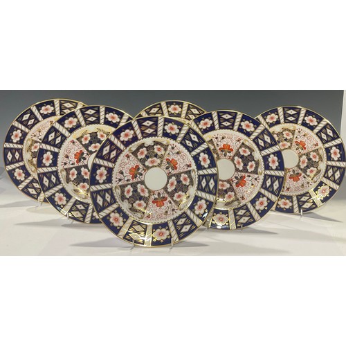 65 - A set of six Royal Crown Derby Imari 2451 pattern dinner plates, second quality, printed marks in re... 