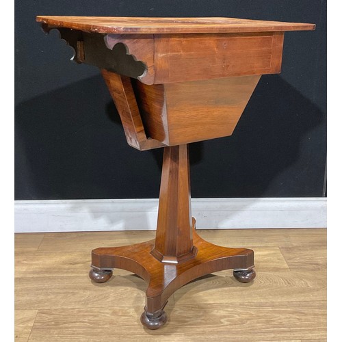 310 - A William IV rosewood work table, 80.5cm high, 65.5cm wide, 43.5cm deep, c.1835