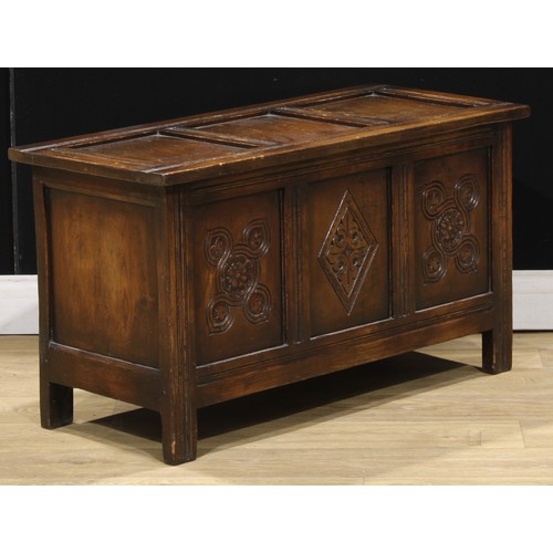 404 - A 17th century style oak blanket chest, of small proportions, 50.5cm high, 92cm wide, 41cm deep