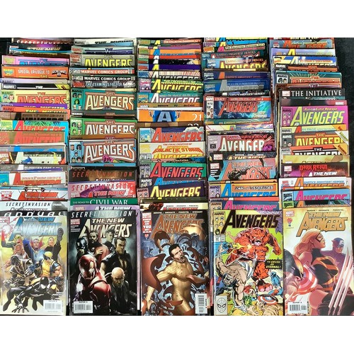 687 - Marvel Comics - A large collection of Avengers comics including Avengers, Nee Avengers, Mighty Aveng... 