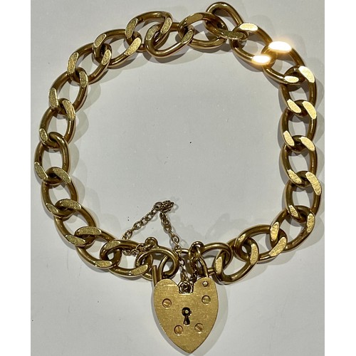 792 - A 9ct gold curb link bracelet, love heart clasp, marked 375, 17.7g