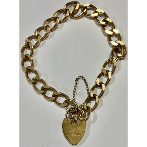 792 - A 9ct gold curb link bracelet, love heart clasp, marked 375, 17.7g