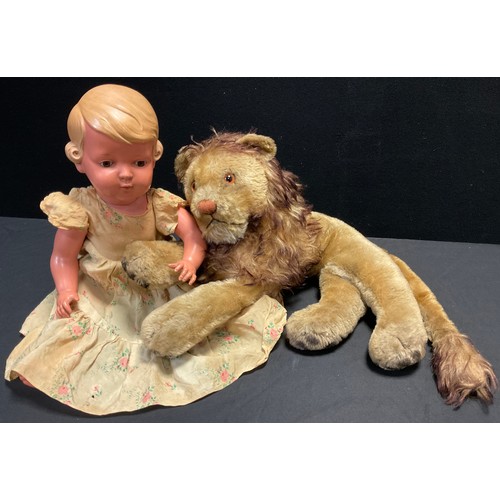 81 - Toys and Juvenilia - a Steiff style golden mohair Lion, 18.5cm x 59;  and a Rheinishche Gummi and Ce... 