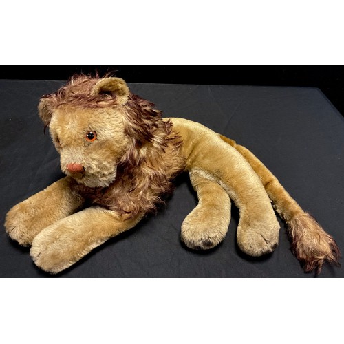 81 - Toys and Juvenilia - a Steiff style golden mohair Lion, 18.5cm x 59;  and a Rheinishche Gummi and Ce... 