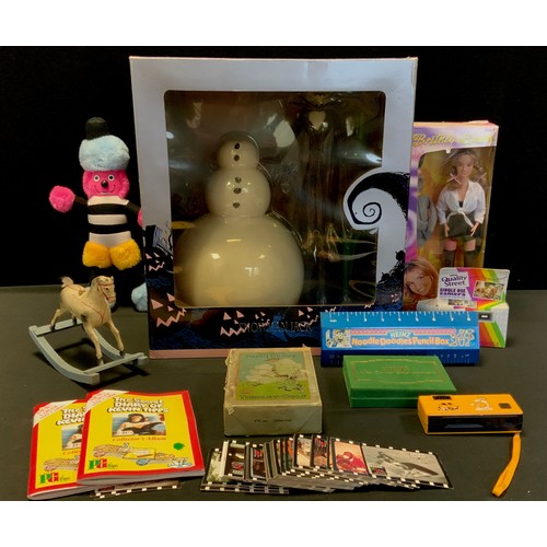 476 - The Nightmare Before Christmas collection figure, Snowman Jack, 2000 millennium limited edition pack... 